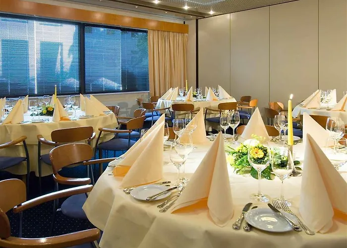 Hotel Savigny An Der Messe By Ans - New Opening - Отель 4*