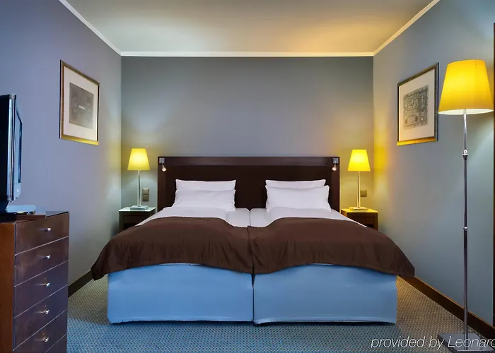 Hotel Savigny Frankfurt 4*