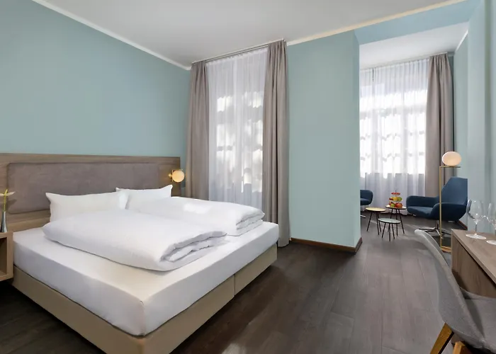 Отель Hotel Savigny An Der Messe By Ans - New Opening -