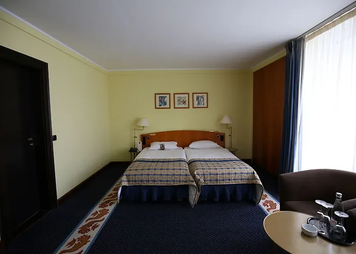 Отель Hotel Savigny An Der Messe By Ans - New Opening -